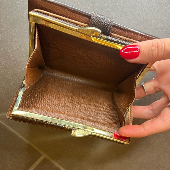 Louis Vuitton Monogram French Pocketbook Wallet - Picture 6 of 10